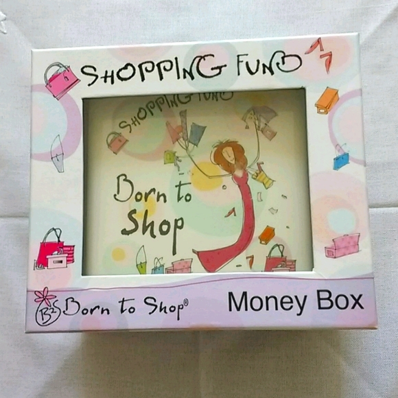 'Born To Shop' money box - Picture 5 of 6
